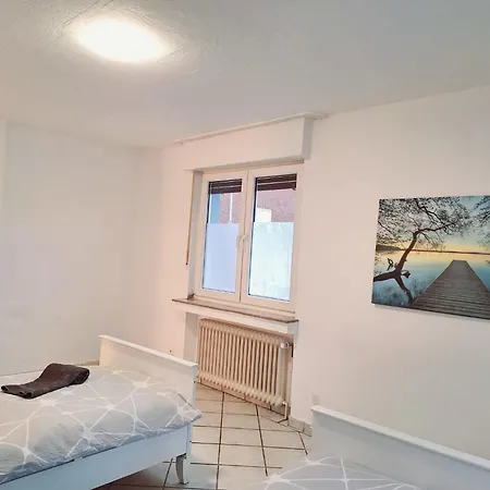 Erdgeschoss 2 Apartment *
